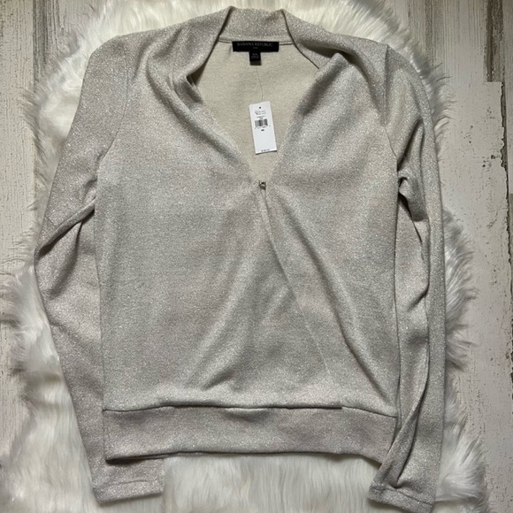 NWT Banana Republic Gray Lurex Knit Wrap Size XS - Picture 2 of 4